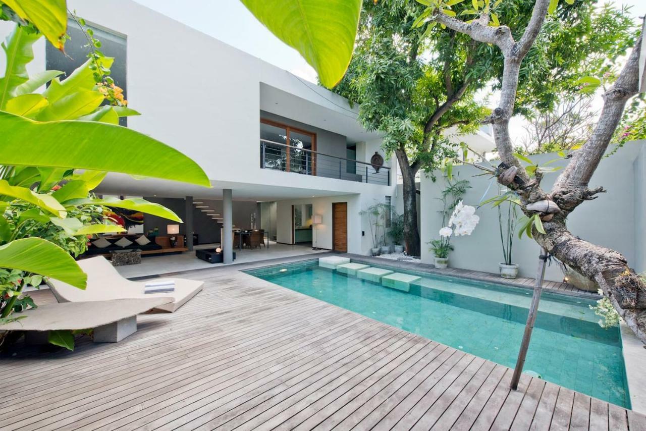 Villa Olympia Seminyak Extérieur photo